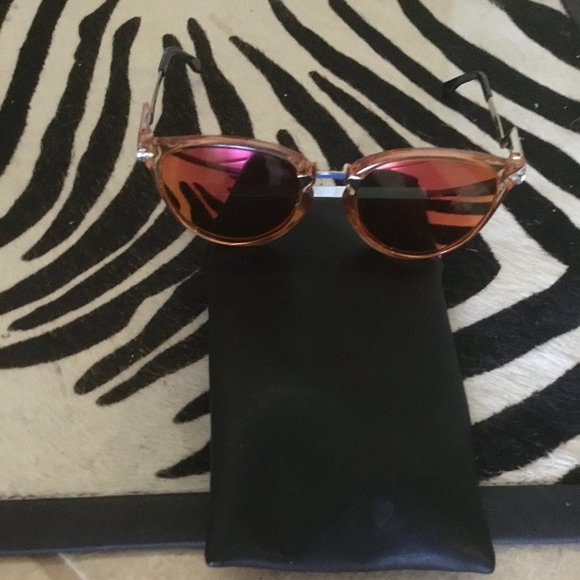 Fendi sunglasses New main image 4